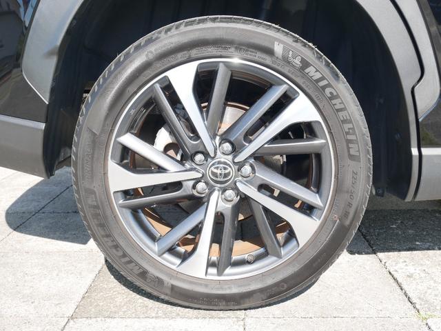 カローラクロス ハイブリッド　Ｚ　ディスプレイオーディオ　パノラミックビューモニタ　ＥＴＣ　プッシュスタート　ＬＥＤヘッドライト　ドライブレコーダー　パワーバックドア　パーキングホールド　トヨタセーフティセンス付き（7枚目）