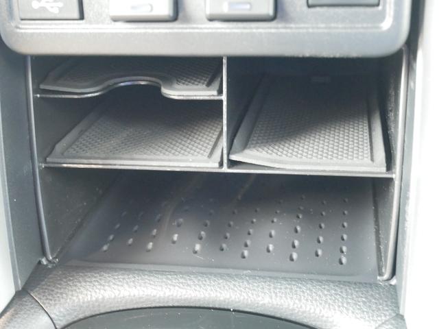 カローラクロス ハイブリッド　Ｚ　ディスプレイオーディオ　パノラミックビューモニタ　ＥＴＣ　プッシュスタート　ＬＥＤヘッドライト　ドライブレコーダー　パワーバックドア　パーキングホールド　トヨタセーフティセンス付き（21枚目）