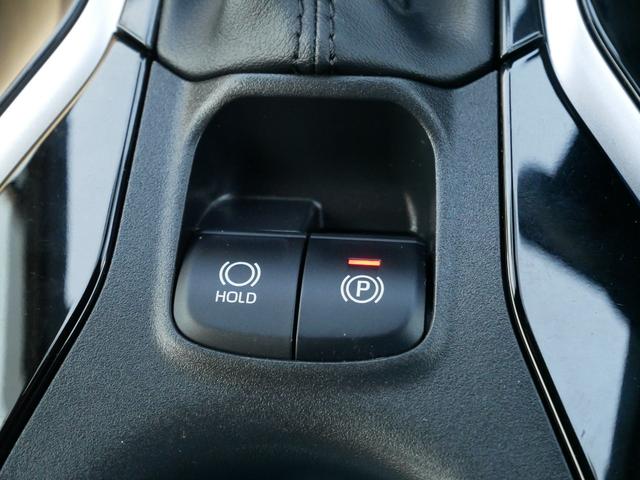 カローラクロス ハイブリッド　Ｚ　ディスプレイオーディオ　パノラミックビューモニタ　ＥＴＣ　プッシュスタート　ＬＥＤヘッドライト　ドライブレコーダー　パワーバックドア　パーキングホールド　トヨタセーフティセンス付き（24枚目）