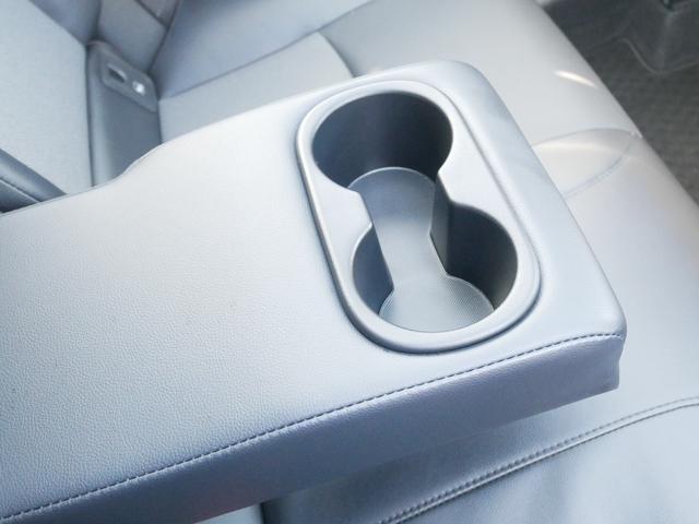 カローラクロス ハイブリッド　Ｚ　ディスプレイオーディオ　パノラミックビューモニタ　ＥＴＣ　プッシュスタート　ＬＥＤヘッドライト　ドライブレコーダー　パワーバックドア　パーキングホールド　トヨタセーフティセンス付き（48枚目）