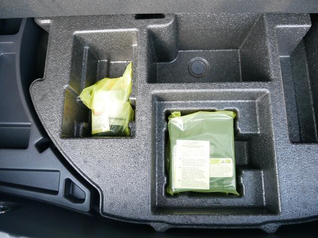 カローラクロス ハイブリッド　Ｚ　ディスプレイオーディオ　パノラミックビューモニタ　ＥＴＣ　プッシュスタート　ＬＥＤヘッドライト　ドライブレコーダー　パワーバックドア　パーキングホールド　トヨタセーフティセンス付き（54枚目）