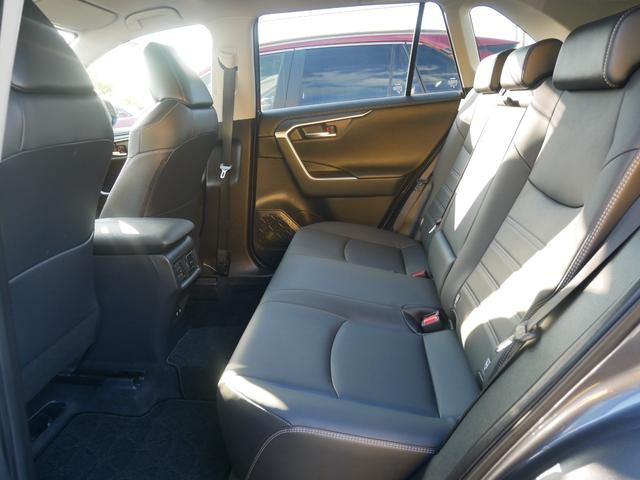 ＲＡＶ４ Ｇ　ディスプレイオーディオナビキット　パノラミックビューモニタ　ＥＴＣ　ドライブレコーダー　パーキングホールド　ＬＥＤヘッドライト　シートヒーター　トヨタセーフティセンス付き（46枚目）