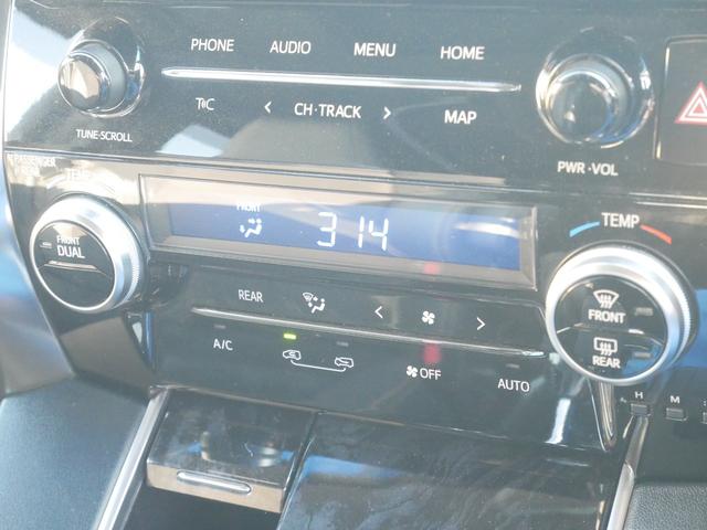 �I�[�g�G�A�R��