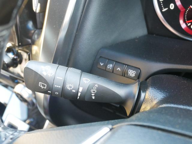 ���C�p�[�̃��o�[