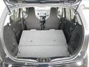 トランク(後列を畳むことで収納スペースを拡大できます)