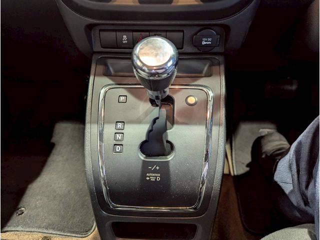 ジープ・コンパス アルティテュード　スポーツ　バックカメラ／サイドカメラ／クルーズコントロール／純正１７インチブラックアルミホイール／禁煙車／社外７インチナビ／ルーフレール／革巻きステアリング／ＥＴＣ／Ｂｌｕｅｔｏｏｔｈ（35枚目）