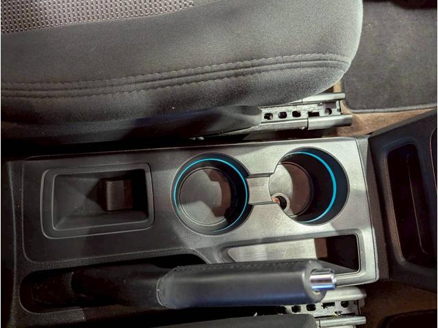 ジープ・コンパス アルティテュード　スポーツ　バックカメラ／サイドカメラ／クルーズコントロール／純正１７インチブラックアルミホイール／禁煙車／社外７インチナビ／ルーフレール／革巻きステアリング／ＥＴＣ／Ｂｌｕｅｔｏｏｔｈ（37枚目）