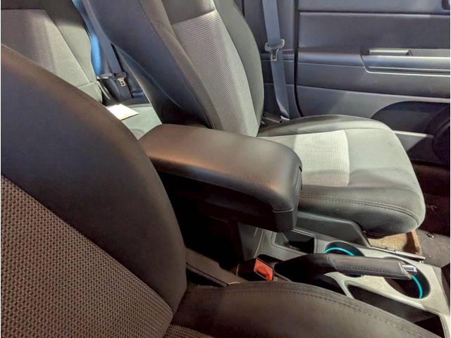 ジープ・コンパス アルティテュード　スポーツ　バックカメラ／サイドカメラ／クルーズコントロール／純正１７インチブラックアルミホイール／禁煙車／社外７インチナビ／ルーフレール／革巻きステアリング／ＥＴＣ／Ｂｌｕｅｔｏｏｔｈ（38枚目）