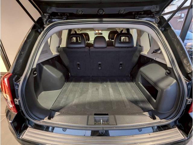 ジープ・コンパス アルティテュード　スポーツ　バックカメラ／サイドカメラ／クルーズコントロール／純正１７インチブラックアルミホイール／禁煙車／社外７インチナビ／ルーフレール／革巻きステアリング／ＥＴＣ／Ｂｌｕｅｔｏｏｔｈ（58枚目）