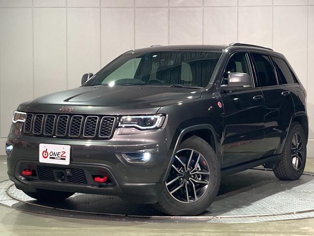トレイルホーク 4WD・限定車・エアサス・純正ナビ・ハーフレザーシート・純正18AW・LEDデイライト・STOP機能付・アルパイン製スピーカー・AppleCarPlay・AndroidAuto・前面衝突警報(42枚目)