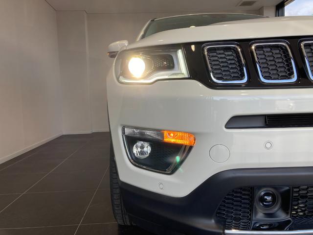 リミテッド 4WD サンルーフ 純正ナビ 本革シート シートヒーター パワーシート クルーズコントロール バックカメラ 全面衝突警報 コーナーセンサー アイドリングストップ ETC 電子制御式パーキングブレーキ(27枚目)