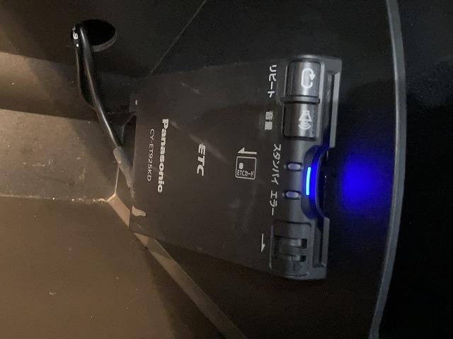 リミテッド ワンオーナー 黒本革シート メモリーナビ バックカメラ 前面衝突警報 シートヒーター HIDヘッドライト ブラインドスポットモニター レーンアシスト クルコン フルセグ ステアリングヒーター ETC(59枚目)