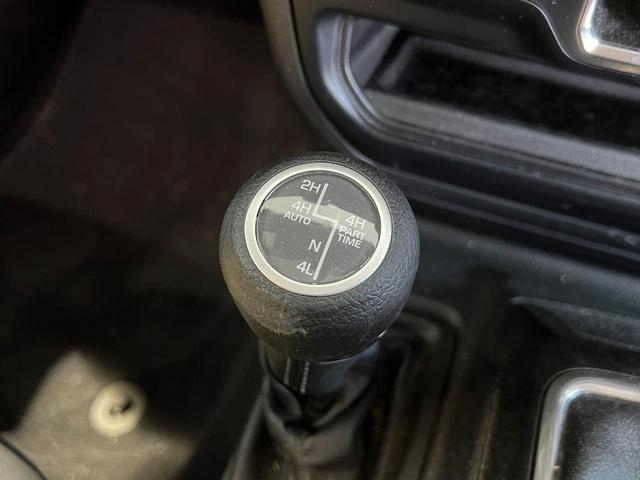スポーツ ワンオーナー 4WD クルーズコントロール バックカメラ ETC サイドカメラ フロントカメラ リアパークセンス 純正17インチAW Bluetooth AppleCarPlay ドライブレコーダー(9枚目)