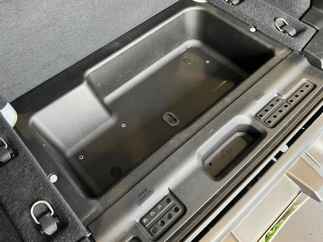 スポーツ ワンオーナー 4WD クルーズコントロール バックカメラ ETC サイドカメラ フロントカメラ リアパークセンス 純正17インチAW Bluetooth AppleCarPlay ドライブレコーダー(45枚目)