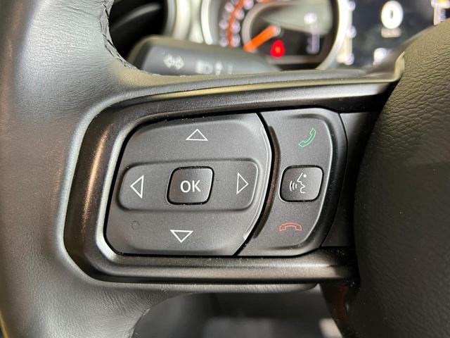 スポーツ ワンオーナー 4WD クルーズコントロール バックカメラ ETC サイドカメラ フロントカメラ リアパークセンス 純正17インチAW Bluetooth AppleCarPlay ドライブレコーダー(64枚目)