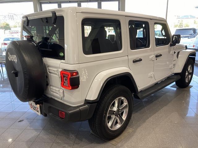 サハラ ワンオーナー 4WD 純正ナビ バックカメラ 黒本革シート シートヒーター ハンドルヒーター ETC2.0 純正ドラレコ前後 アルパインスピーカー アダプティブクルーズコントロール フルセグ LED(21枚目)