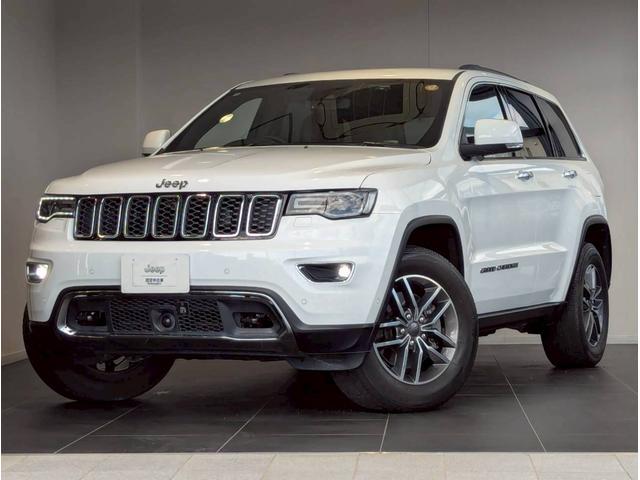 ジープ・グランドチェロキー リミテッド　エアサス／シートヒーター／アクティブクルーズコントロール／純正１８インチアルミ／純正Ｕコネクトナビ／フルセグＴＶ／カープレイ／革シート／ルーフレール／パワーシート／パワーバックドア／クリアランスソナー（2枚目）