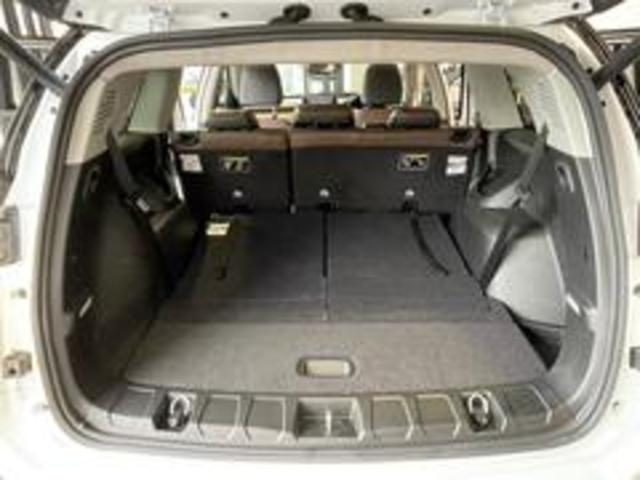 ジープ・コマンダー リミテッド ブラウン革シート/10.25インチ純正ナビ/シートヒーター/ステアリングヒーター/LEDライト/アクティブクルーズコントロール/オートホールド/パワーシート/全方位カメラ/衝突軽減ブレーキ/(6枚目)