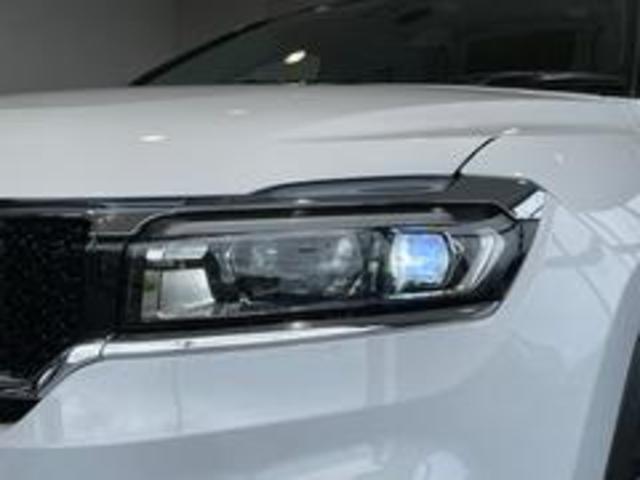 ジープ・コマンダー リミテッド ブラウン革シート/10.25インチ純正ナビ/シートヒーター/ステアリングヒーター/LEDライト/アクティブクルーズコントロール/オートホールド/パワーシート/全方位カメラ/衝突軽減ブレーキ/(61枚目)