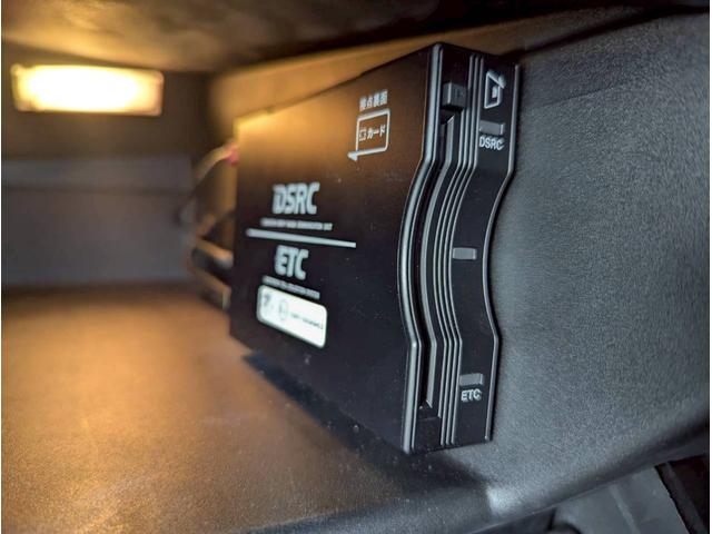 ジープ・チェロキー リミテッド レーダークルーズコントロール/ブラインドスポットモニター/シートヒーター/ベンチレーション/電動シート/パワーバックドア/バックカメラ/フロントカメラ/衝突軽減ブレーキ/ETC2.0/レーンキープ/(57枚目)