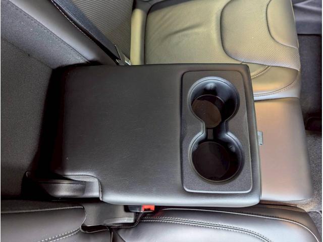 ジープ・チェロキー リミテッド レーダークルーズコントロール/ブラインドスポットモニター/シートヒーター/ベンチレーション/電動シート/パワーバックドア/バックカメラ/フロントカメラ/衝突軽減ブレーキ/ETC2.0/レーンキープ/(62枚目)