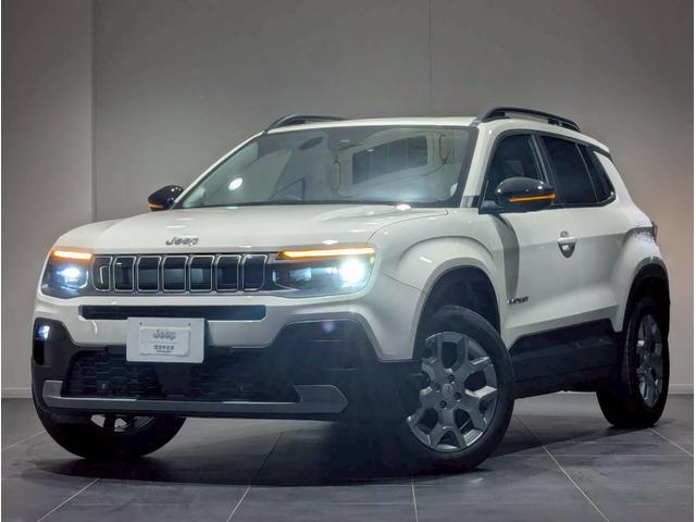 ジープ・アベンジャー アルティテュード 電気自動車/シートヒーター/10.25インチモニター/パワーシート/バックカメラ/LEDライト/アクティブクルーズコントロール/前面衝突警報/革シート/ETC2.0/純正17インチアルミホイール/(3枚目)