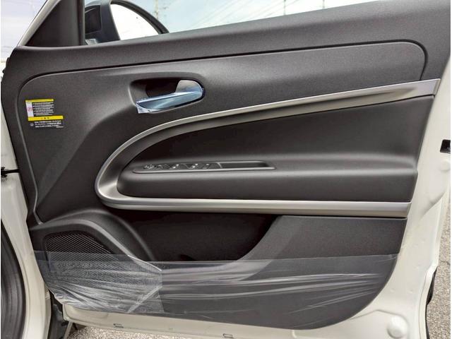 ジープ・アベンジャー アルティテュード 電気自動車/シートヒーター/10.25インチモニター/パワーシート/バックカメラ/LEDライト/アクティブクルーズコントロール/前面衝突警報/革シート/ETC2.0/純正17インチアルミホイール/(10枚目)