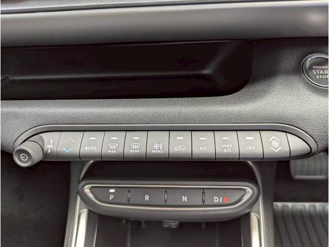 ジープ・アベンジャー アルティテュード 電気自動車/シートヒーター/10.25インチモニター/パワーシート/バックカメラ/LEDライト/アクティブクルーズコントロール/前面衝突警報/革シート/ETC2.0/純正17インチアルミホイール/(40枚目)