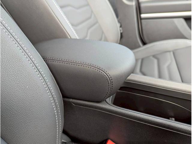 ジープ・アベンジャー アルティテュード 電気自動車/シートヒーター/10.25インチモニター/パワーシート/バックカメラ/LEDライト/アクティブクルーズコントロール/前面衝突警報/革シート/ETC2.0/純正17インチアルミホイール/(46枚目)