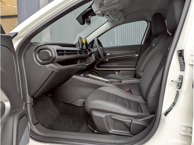 ジープ・アベンジャー アルティテュード 電気自動車/シートヒーター/10.25インチモニター/パワーシート/バックカメラ/LEDライト/アクティブクルーズコントロール/前面衝突警報/革シート/ETC2.0/純正17インチアルミホイール/(50枚目)