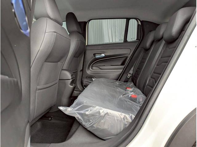 ジープ・アベンジャー アルティテュード 電気自動車/シートヒーター/10.25インチモニター/パワーシート/バックカメラ/LEDライト/アクティブクルーズコントロール/前面衝突警報/革シート/ETC2.0/純正17インチアルミホイール/(59枚目)