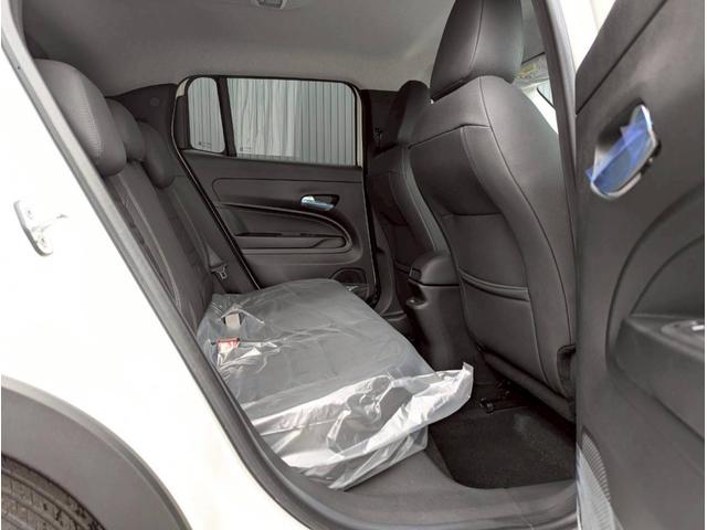 ジープ・アベンジャー アルティテュード 電気自動車/シートヒーター/10.25インチモニター/パワーシート/バックカメラ/LEDライト/アクティブクルーズコントロール/前面衝突警報/革シート/ETC2.0/純正17インチアルミホイール/(62枚目)