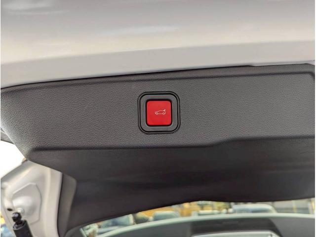 ジープ・アベンジャー アルティテュード 電気自動車/シートヒーター/10.25インチモニター/パワーシート/バックカメラ/LEDライト/アクティブクルーズコントロール/前面衝突警報/革シート/ETC2.0/純正17インチアルミホイール/(72枚目)