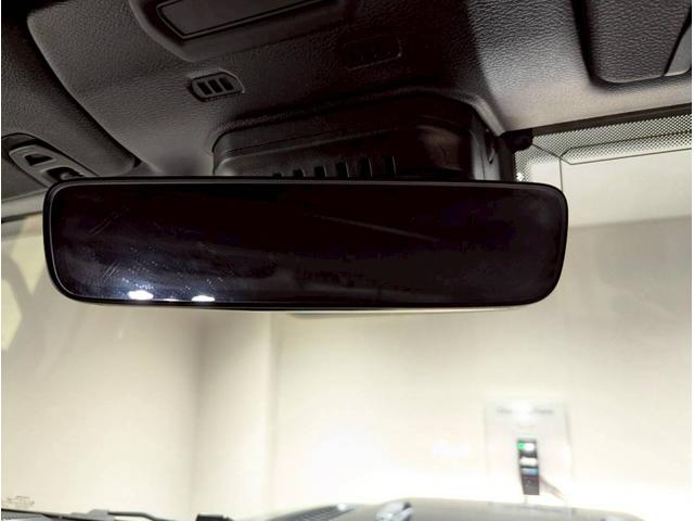 ジープ・ラングラー ブラック&タン 50台限定車/リアパークアシスト/バックカメラ/サイドカメラ/禁煙車/純正ディスプレイオーディオ/純正17AW/前面衝突警報/アクティブクルーズコントロール/ソフトトップ/LEDライト/(31枚目)