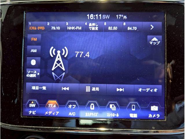 ジープ・グランドチェロキー ラレード 禁煙車/パワーシート/バックカメラ/純正18インチアルミ/純正ナビ/フルセグTV/カープレイ/革巻きステアリング/ルーフレール/HIDヘッドライト/クリアランスソナー/フォグランプ/ETC/(30枚目)