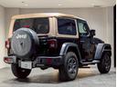 ジープ・ラングラー ブラック&タン 50台限定車/リアパークアシスト/バックカメラ/サイドカメラ/禁煙車/純正ディスプレイオーディオ/純正17AW/前面衝突警報/アクティブクルーズコントロール/ソフトトップ/LEDライト/(4枚目)