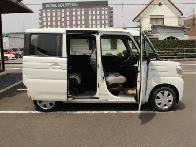 スペーシア ハイブリッドX 届出済未使用車・禁煙車・保証あり・衝突軽減ブレーキ・プッシュスタート・LEDヘッドライト・両側電動スライドドア・シートヒーター・オートライト・オートエアコン(14枚目)