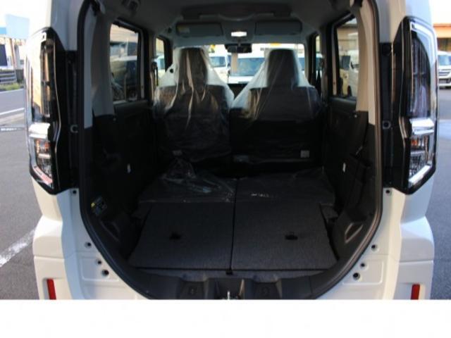 スペーシアカスタム ハイブリッドＸＳ　届出済未使用車・禁煙車・保証あり・衝突軽減ブレーキ付・ＬＥＤヘッドライト・オットマン・サーキュレーター・両側電動スライドドア・シートヒーター・プッシュスタート・オートエアコン・オートライト（5枚目）