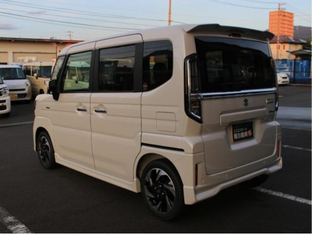 スペーシアカスタム ハイブリッドＸＳ　届出済未使用車・禁煙車・保証あり・衝突軽減ブレーキ付・ＬＥＤヘッドライト・オットマン・サーキュレーター・両側電動スライドドア・シートヒーター・プッシュスタート・オートエアコン・オートライト（16枚目）