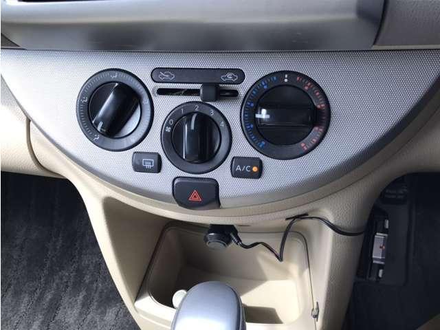 1.5 15X 車検整備付 ナビ TV ETC(7枚目)