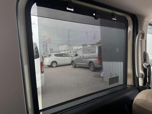 �X���C�h�h�A�ɂ̓��[���V�F�[�h����������Ă��܂���