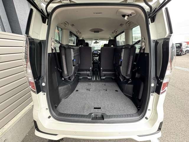 セレナ ２．０　ハイウェイスター　ナビ・バックカメラ・ＥＴＣ・後席エアコン（22枚目）