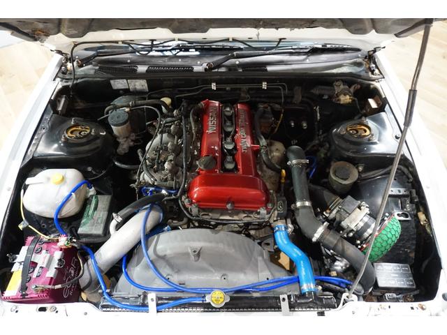 １８０ＳＸ タイプＩＩ　車高調　前置きインタークーラー　５穴　社外マフラー　社外フルエアロ　前後ワイドフェンダー　社外１７インチアルミ　ロールゲージ　フルバケ　社外ステアリング　スピンターンノブ（2枚目）