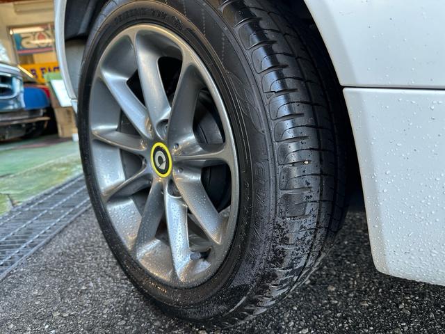 スマートフォーツークーペ mhdエディション ボーコンセプト 走行32471km ナビ TV Bluetooth対応 バックカメラ スペアキー ETC ドラレコ(8枚目)