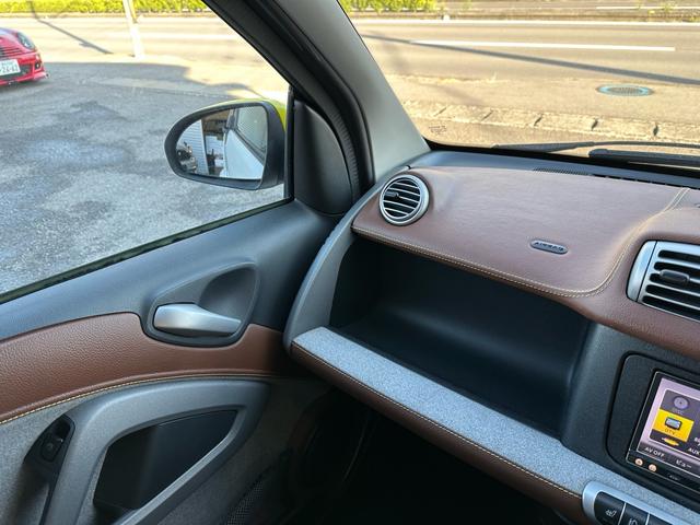 スマートフォーツークーペ mhdエディション ボーコンセプト 走行32471km ナビ TV Bluetooth対応 バックカメラ スペアキー ETC ドラレコ(23枚目)