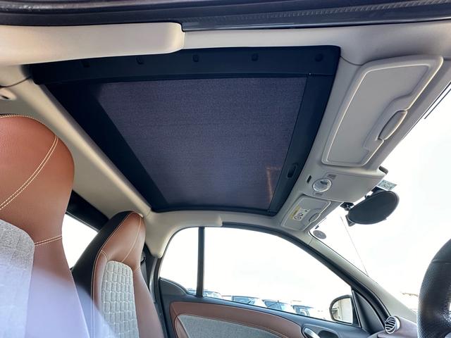 スマートフォーツークーペ mhdエディション ボーコンセプト 走行32471km ナビ TV Bluetooth対応 バックカメラ スペアキー ETC ドラレコ(27枚目)