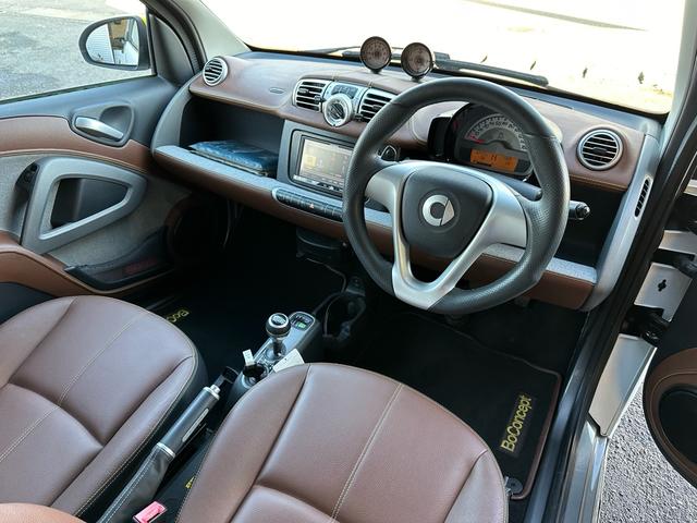 スマートフォーツークーペ mhdエディション ボーコンセプト 走行32471km ナビ TV Bluetooth対応 バックカメラ スペアキー ETC ドラレコ(40枚目)