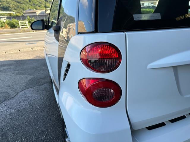 スマートフォーツークーペ mhdエディション ボーコンセプト 走行32471km ナビ TV Bluetooth対応 バックカメラ スペアキー ETC ドラレコ(61枚目)