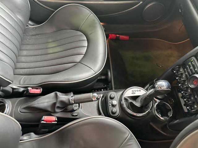 ＭＩＮＩ クーパー　パークレーン　ワンオーナー　取説　記録簿　スペアキー　ＨＩＤ　ＥＴＣ　１６アルミ（29枚目）