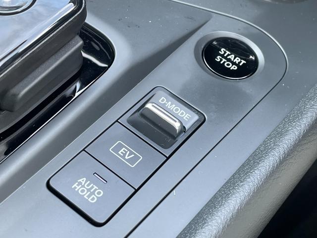 S 禁煙車 エマージェンシーブレーキ アラウンドビューモニター パーキングセンサー LEDヘッドライト ステアリングリモコン プッシュスタート スマートキー オートエアコン(25枚目)